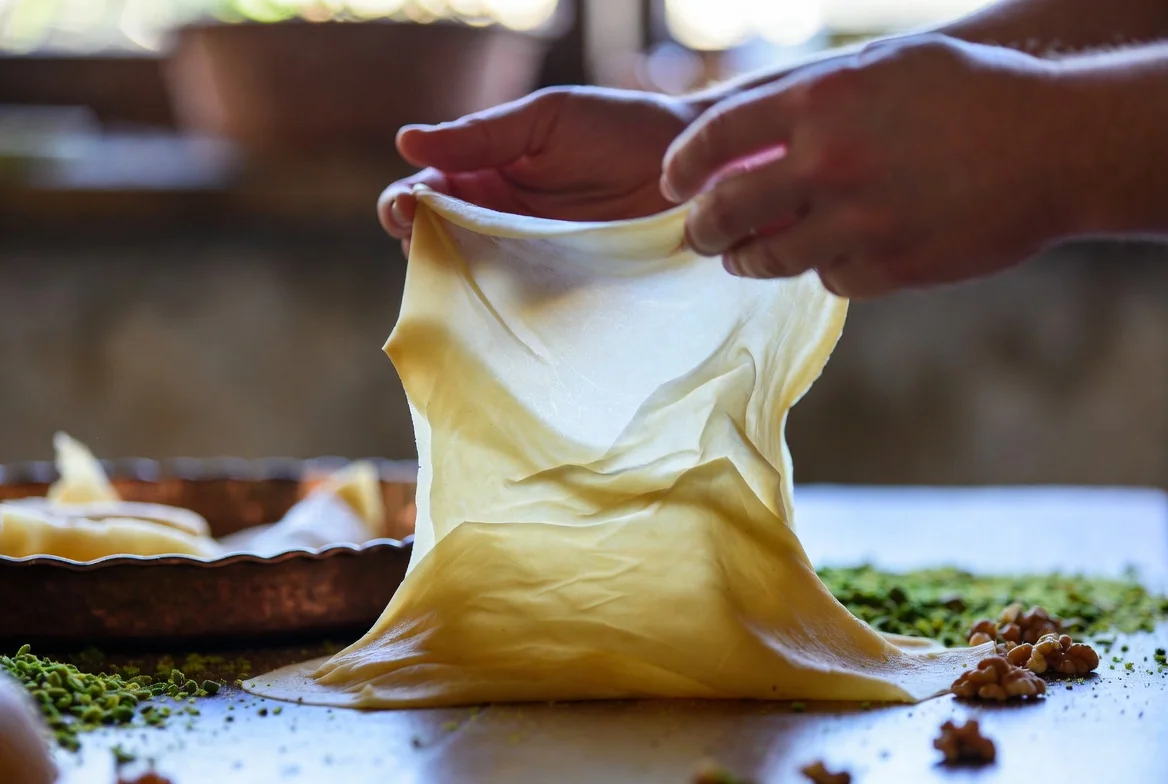 İnce yufka katları — mükemmel baklavanın temeli